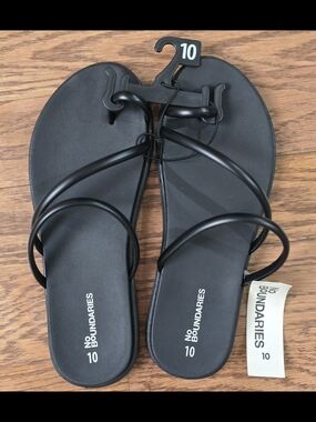 No Boundaries Black Women's Multi-Strap Slide Sandals
